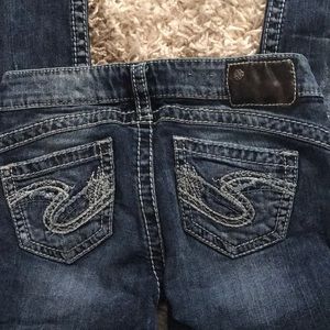 Silver Jeans Size 5 Skinny Leg